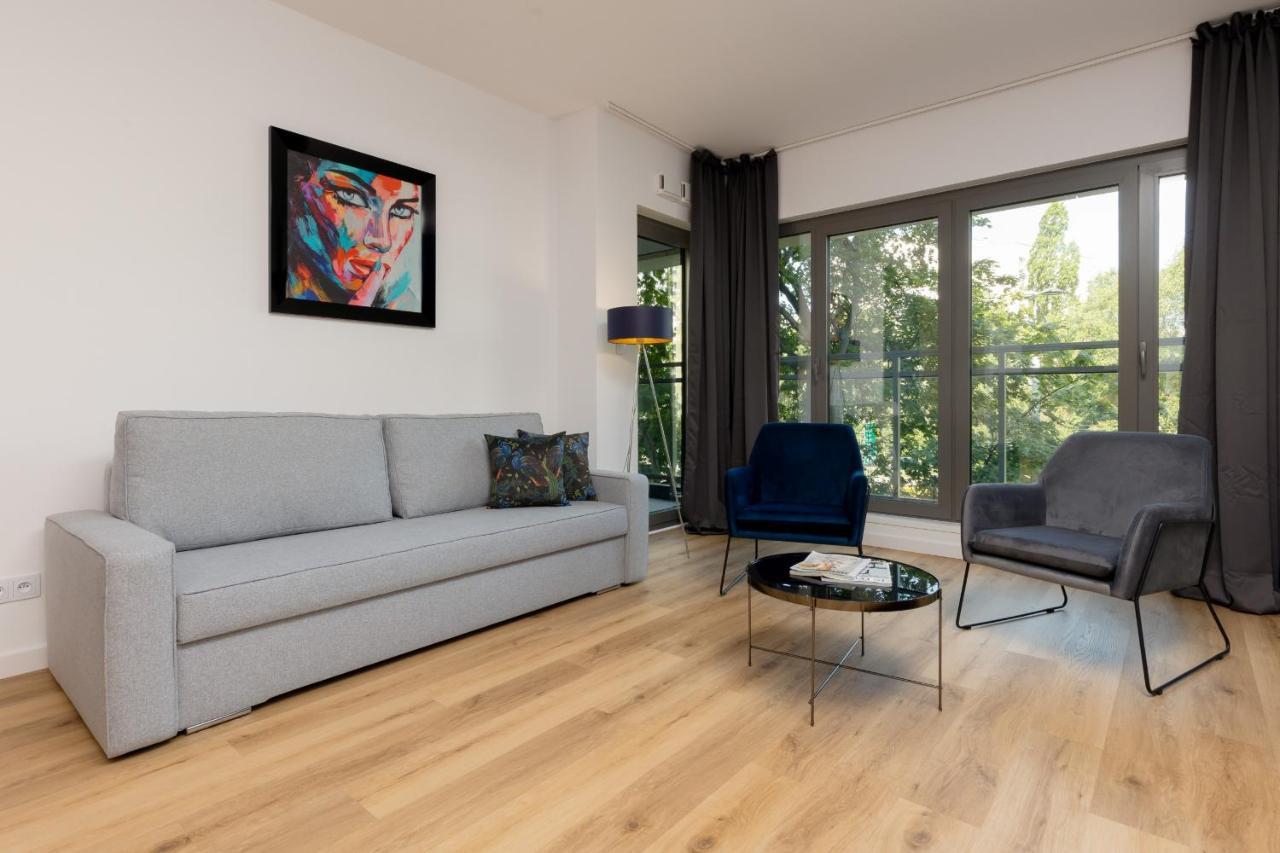Apartment Avenue Solidarnosci On Wola By Noclegi Renters Warsawa Bagian luar foto